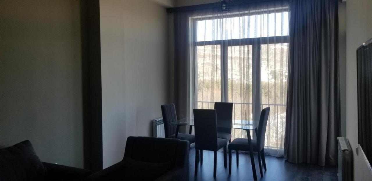 Areg'S House, Warm Apartment In Kechi House 차그카조르 외부 사진