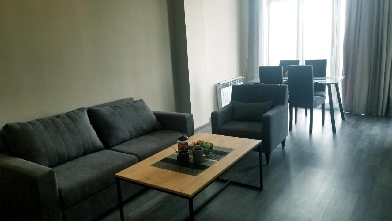 Areg'S House, Warm Apartment In Kechi House 차그카조르 외부 사진